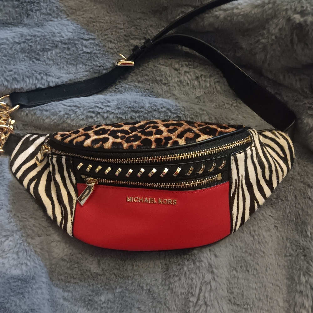Rare MK Fanny pack - Picture 2 of 4